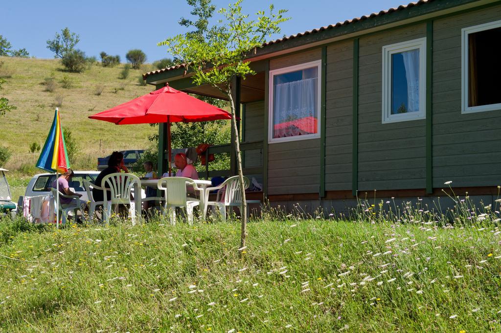Hotel Le Bourdieu Durfort  Zimmer foto