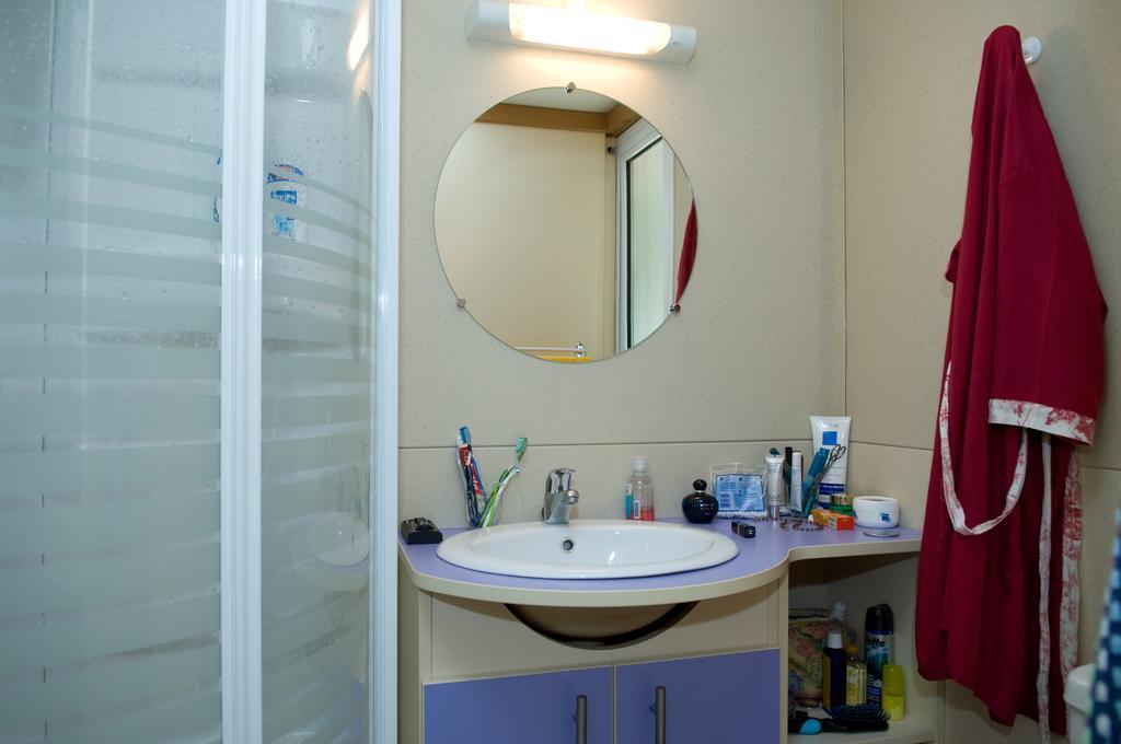 Hotel Le Bourdieu Durfort  Zimmer foto